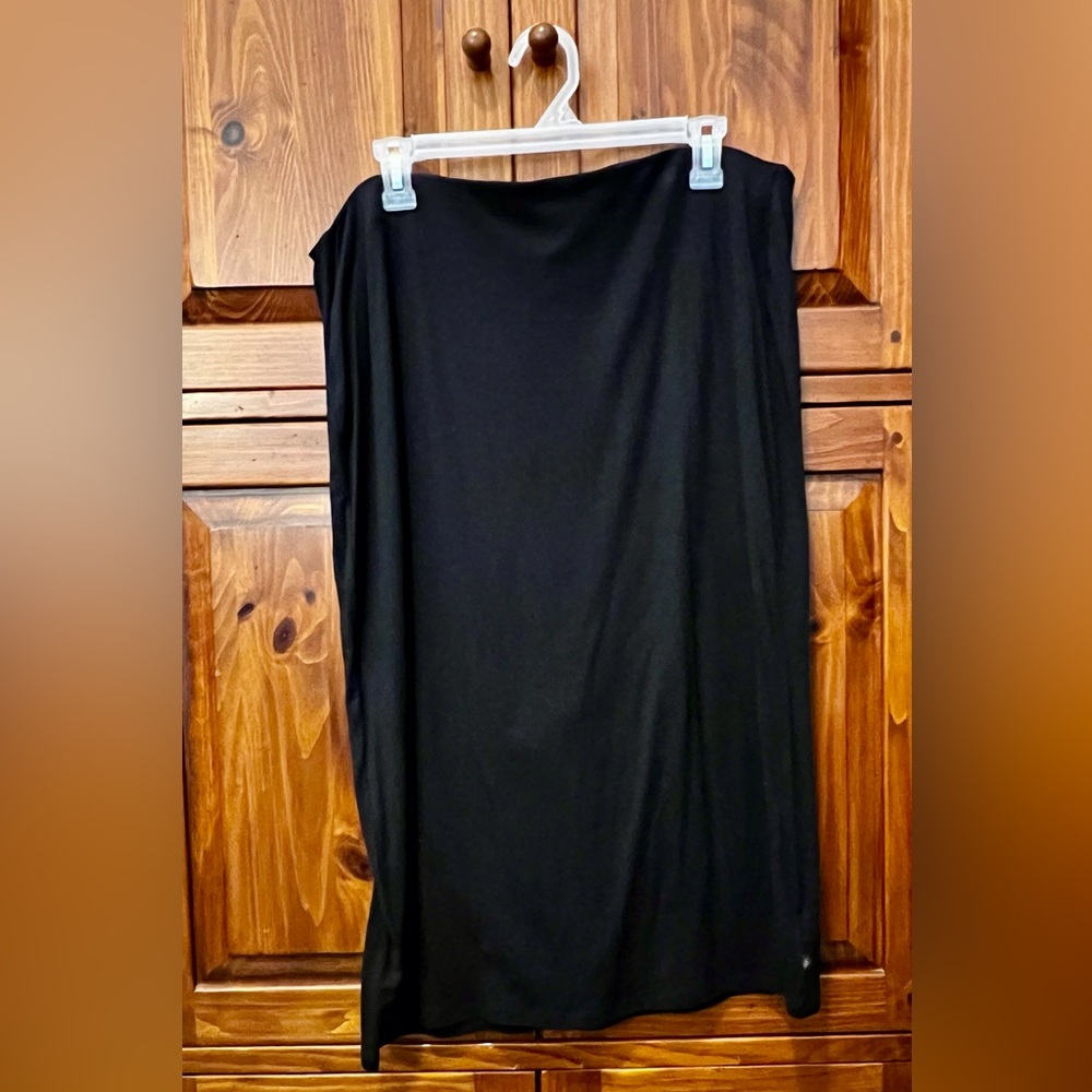 Jersey Knit Elastic Waist Black Skirt